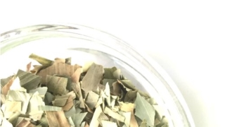 クマザサ茶葉画像